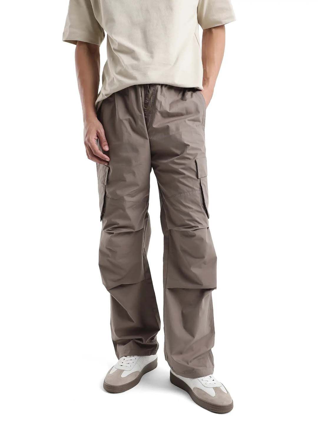

RARE RABBIT Men Comfort Regular Fit Cotton Cargos, Grey