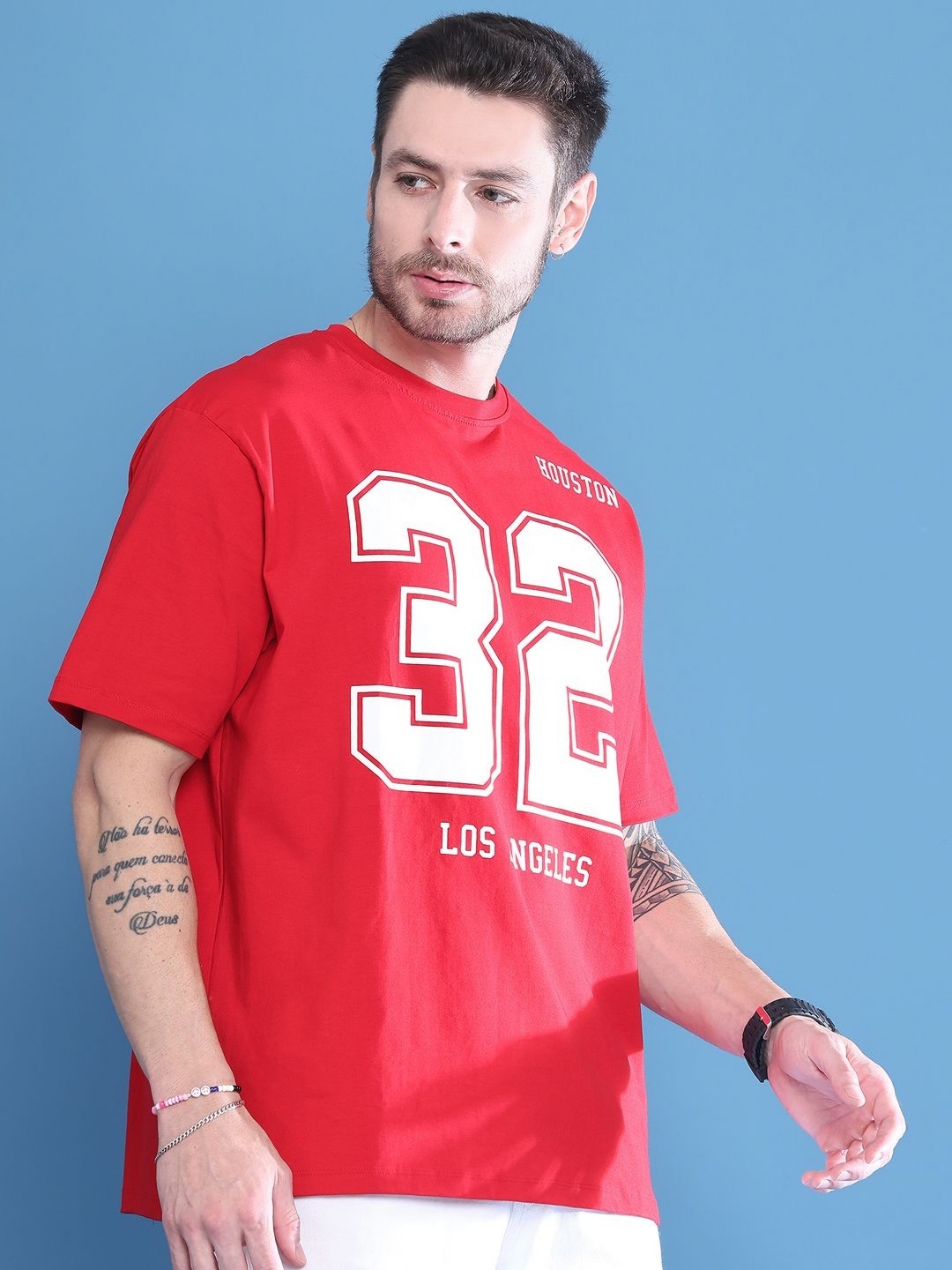 

DOOR74 Men Typography Printed Drop-Shoulder Sleeves T-shirt, Red