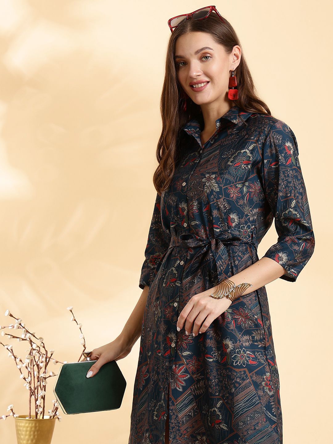 

Anouk Women Floral Printed Shirt Dress With Belt, Navy blue