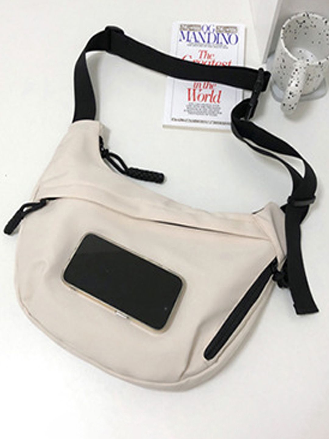 

StyleCast Beige-Coloured Solid Stylish Side Bag