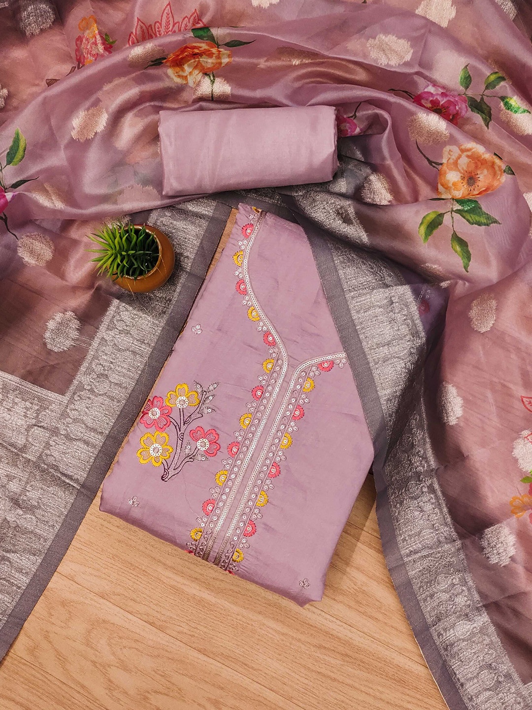 

Panzora Embroidered Unstitched Dress Material, Pink