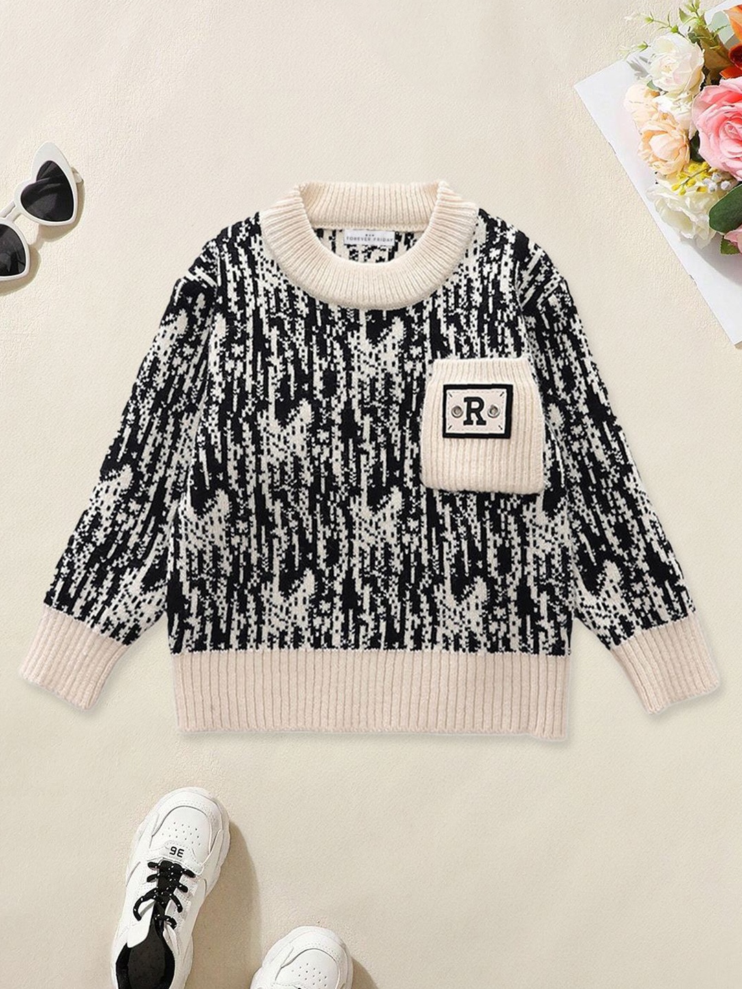 

FOREVER FRIDAY Boys Printed Round Neck Pullover, Black