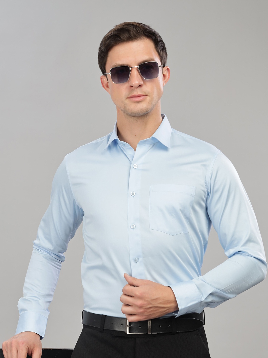 

Infinity Trnd Men Comfort Spread Collar Solid Cotton Formal Shirt, Blue