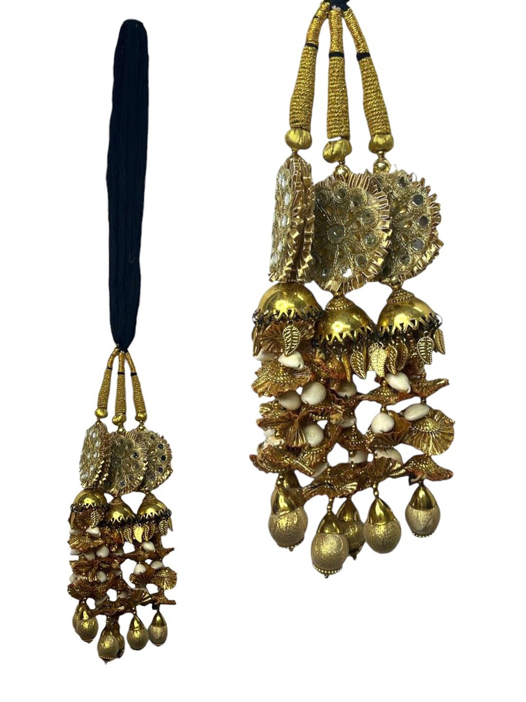 

Krelin Women Embellished Hair Accessory Set of Patiala Bridal Paranda, Gold