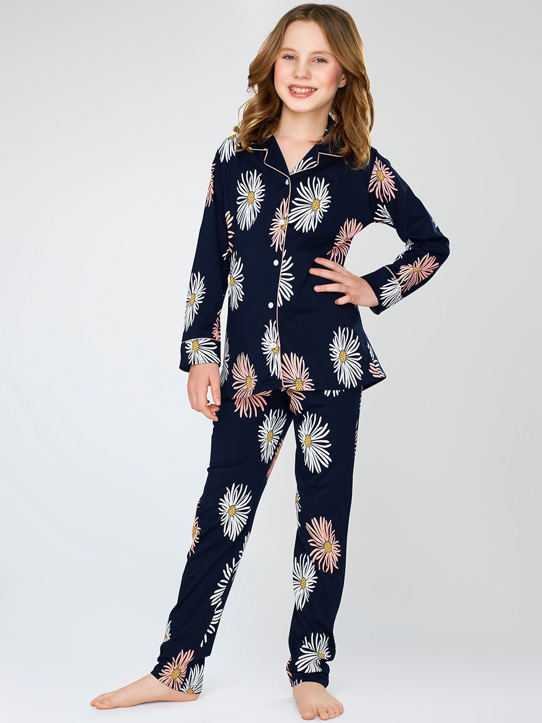 

Zeyo Girls Printed Pure Cotton Night suit, Blue