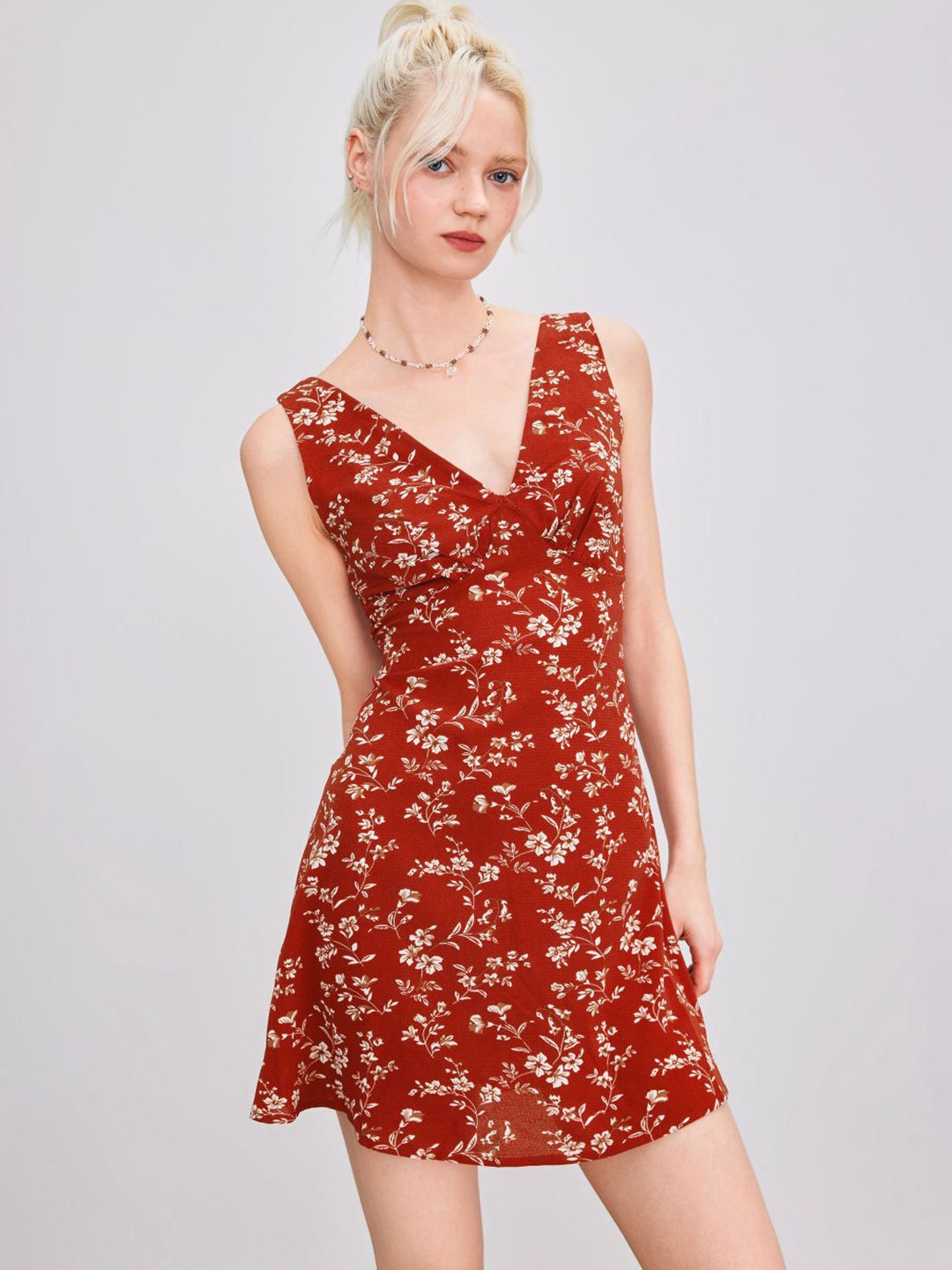 

DressBerry Women Floral Printed Fit & Flare Mini Dress, Red