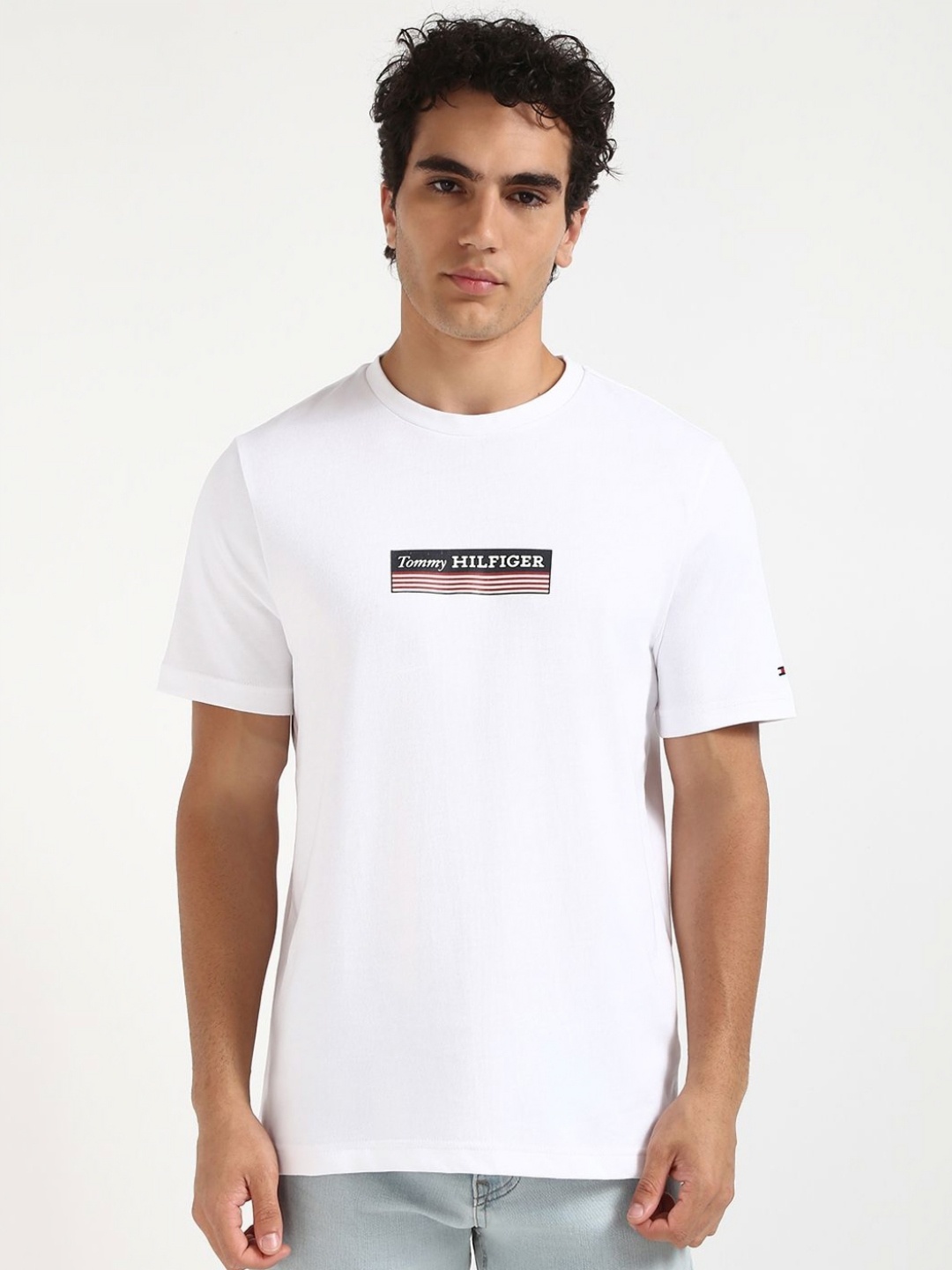 

Tommy Hilfiger Men Brand Logo Printed Round Neck Cotton T-shirt, White