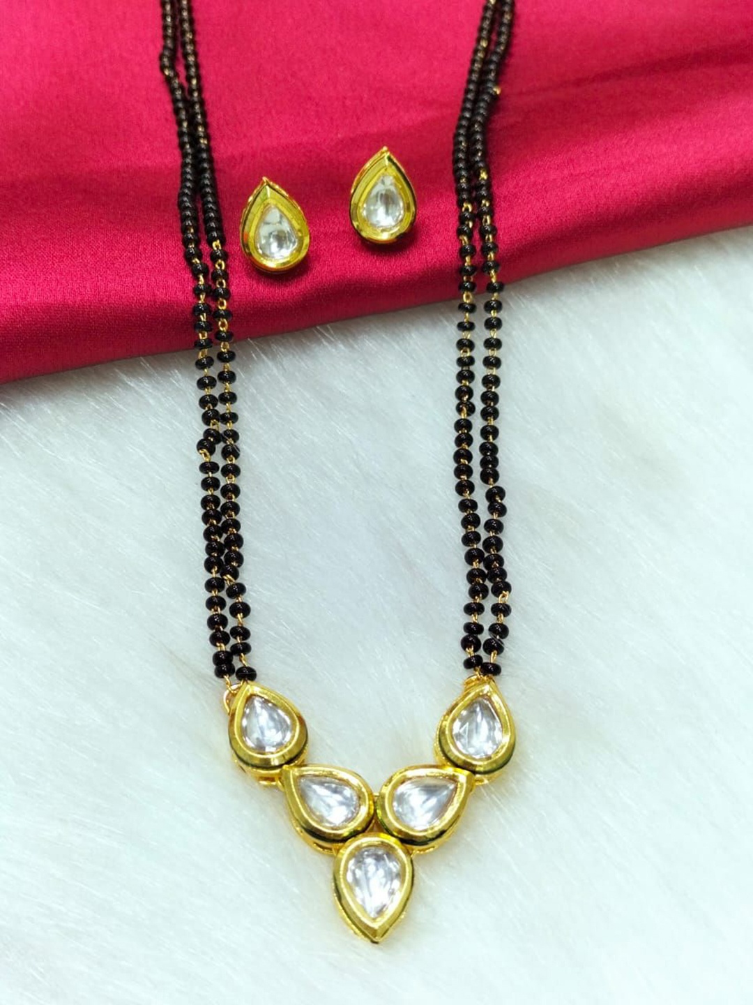 

Knigght Angel Jewels Gold-Plated Kundan-Studded & Beaded Mangalsutra With Earrings