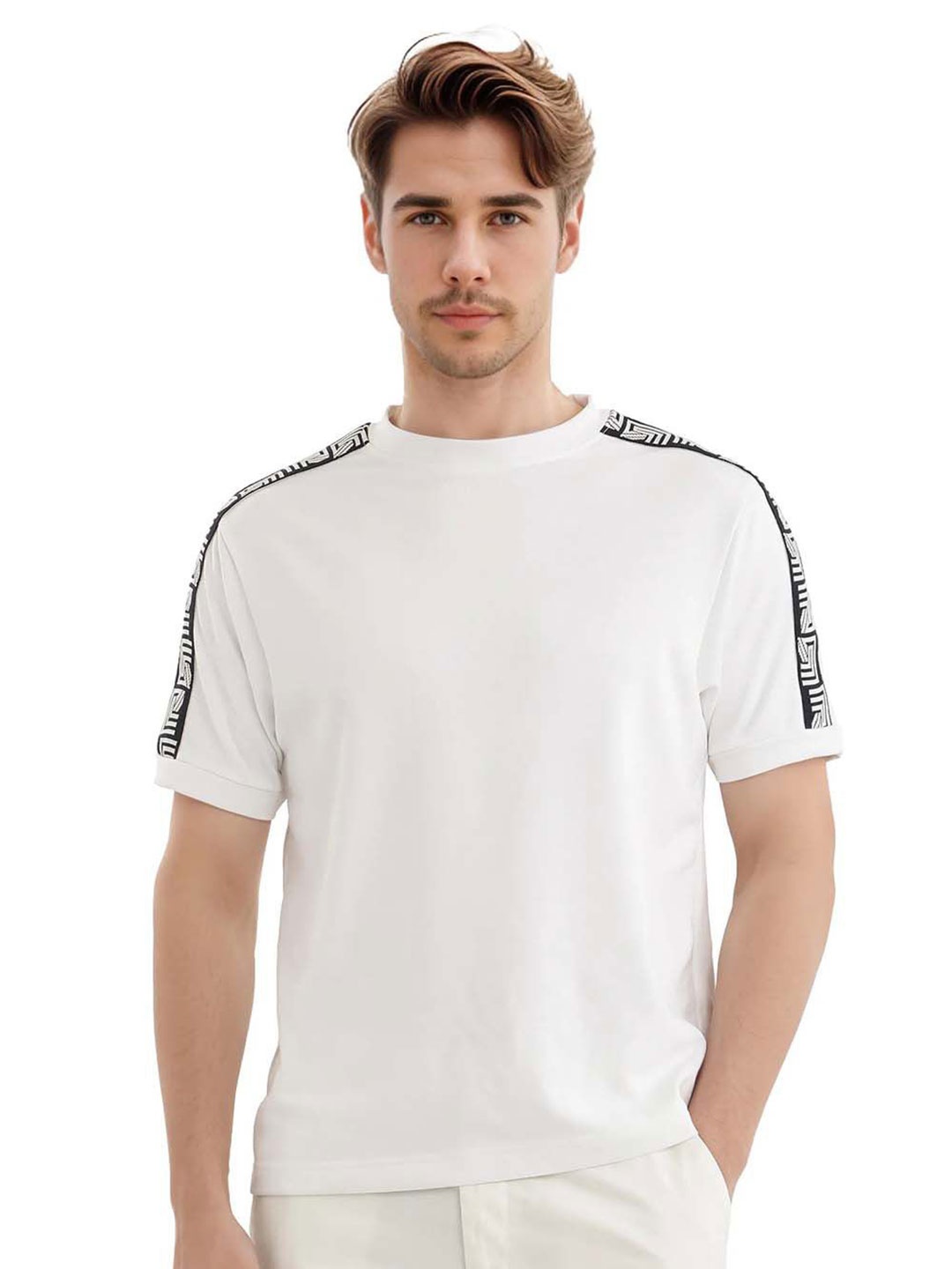 

RARE RABBIT Men Graphic Printed Round Neck Cotton Oversized T-shirt, White