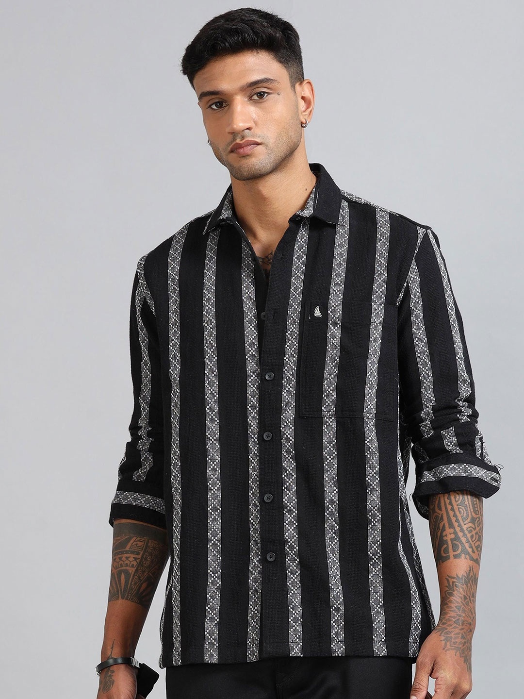 

HOUSE OF MAHNOTS Men Classic Opaque Striped Casual Shirt, Black