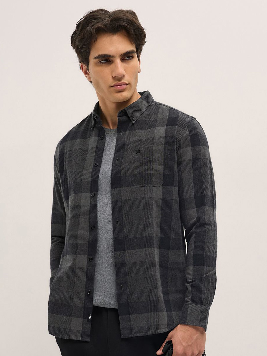 

THE BEAR HOUSE Men Slim Fit Opaque Printed Casual Shirt, Black