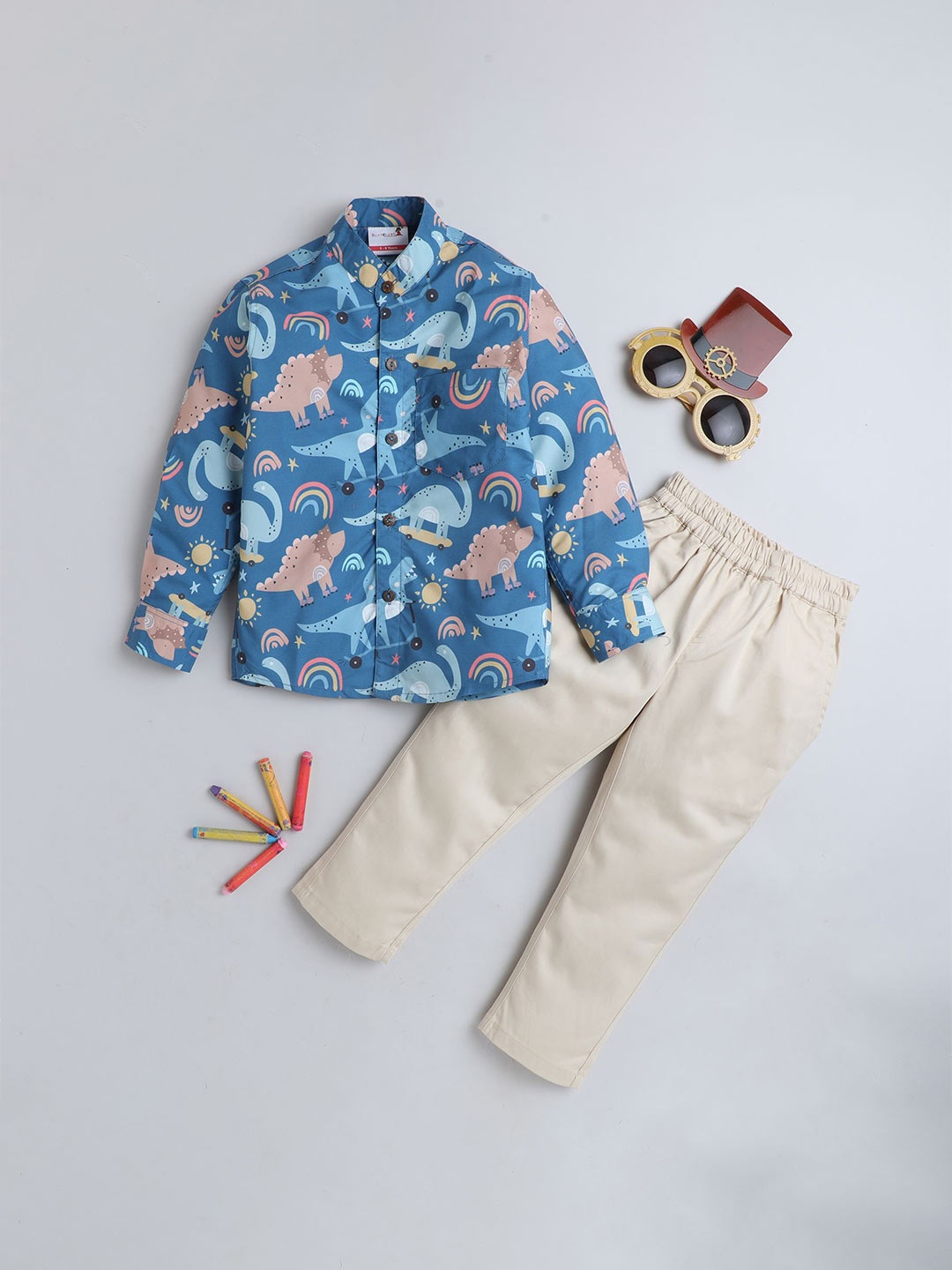 

BAATCHEET Boys Printed Shirt with Trousers, Blue