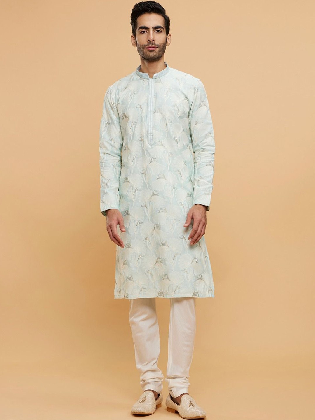 

Twamev Men Embroidered Regular Thread Work Kurta with Churidar, Blue