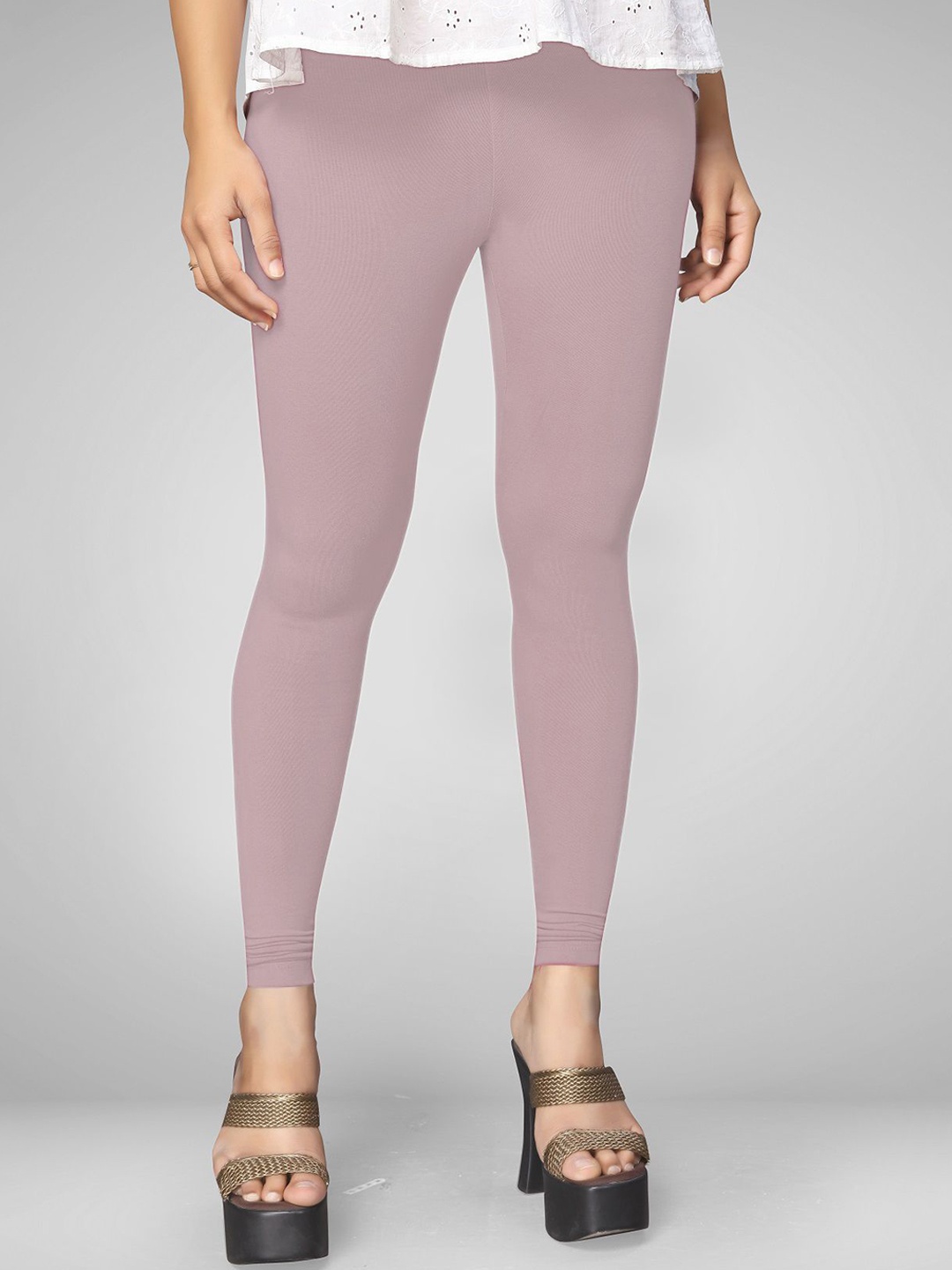 

MANTICORE Women Slim Fit Ankle-Length Leggings, Rose