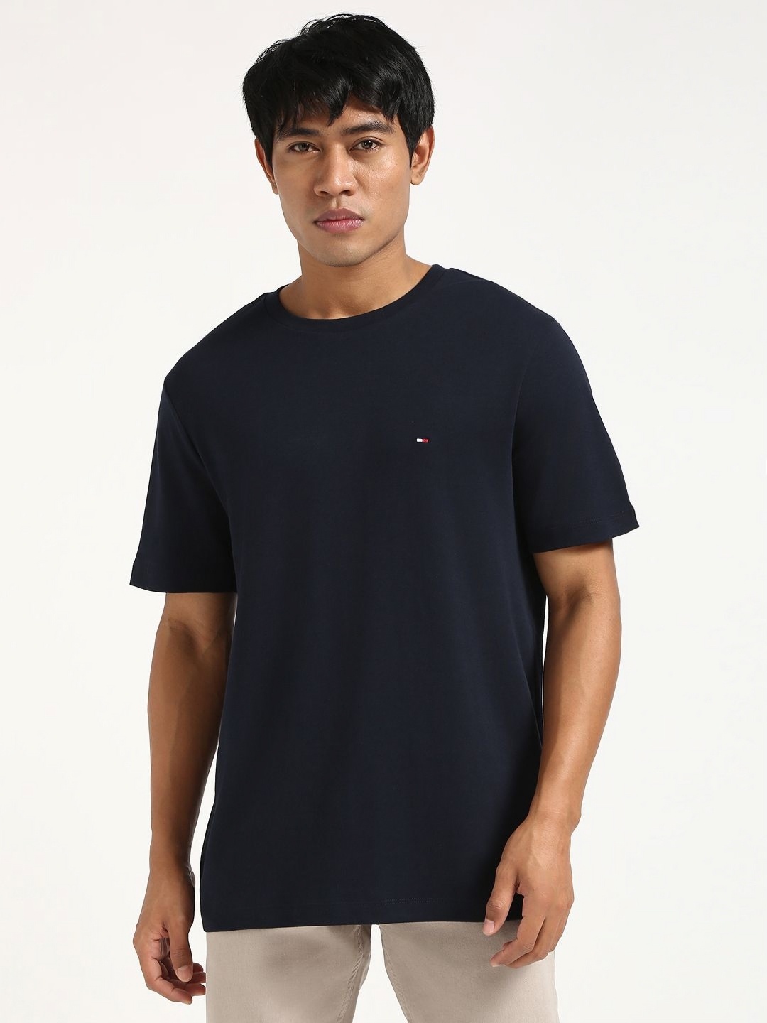 

Tommy Hilfiger Men Solid Round Neck Cotton T-shirt, Navy blue
