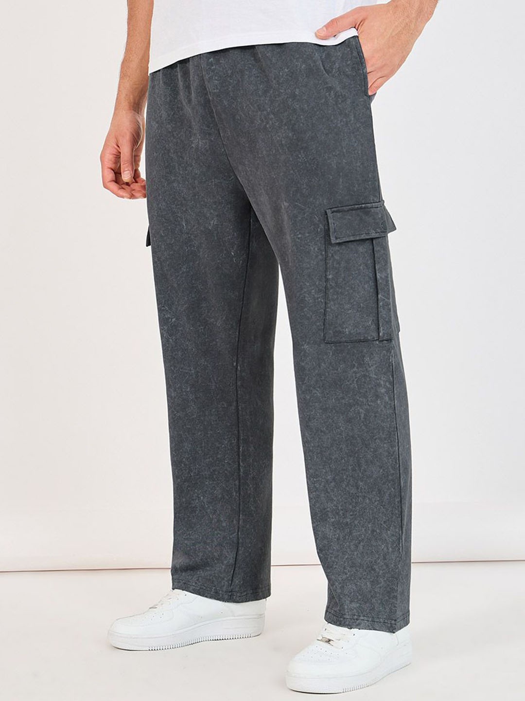 

Styli Men Grey Acid Washed Open Hem Oversized Pure Cotton Cargo Joggers