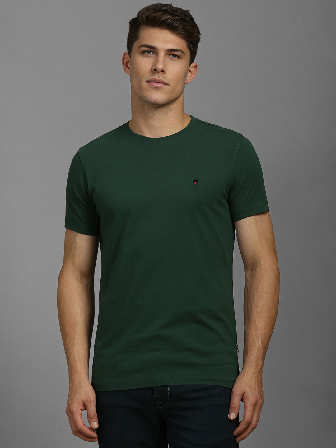 

Louis Philippe Jeans Men Slim Fit T-shirt, Green