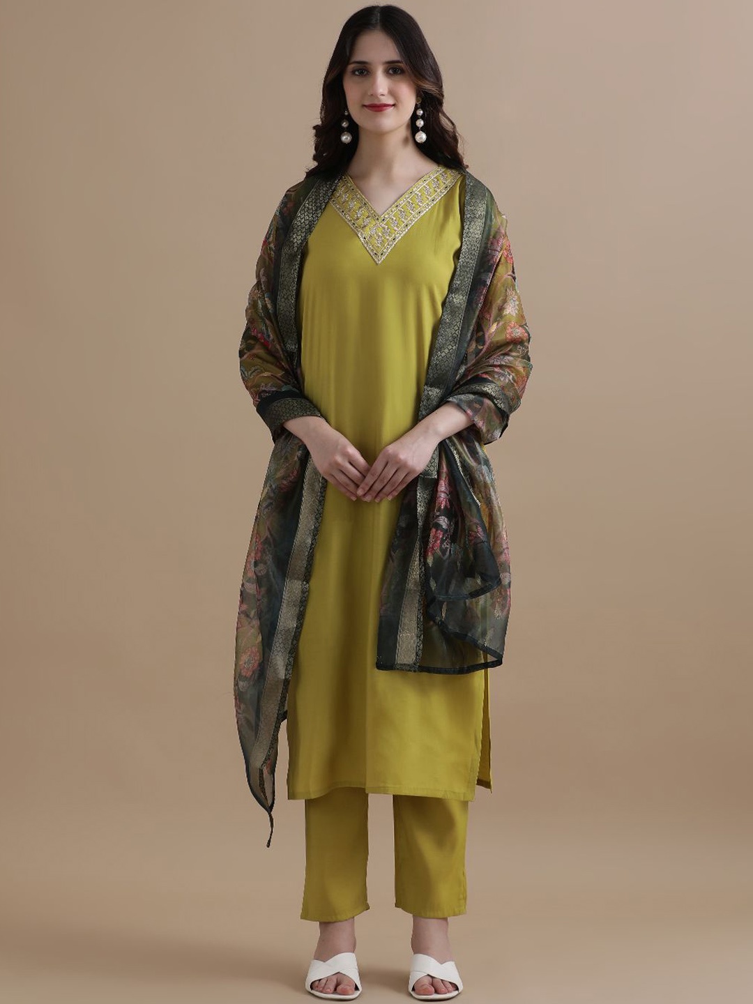 

Jaipur Kurti Women Ethnic Motifs Embroidered Regular Chanderi Cotton Kurta with Trousers & With Dupatta, Lime green