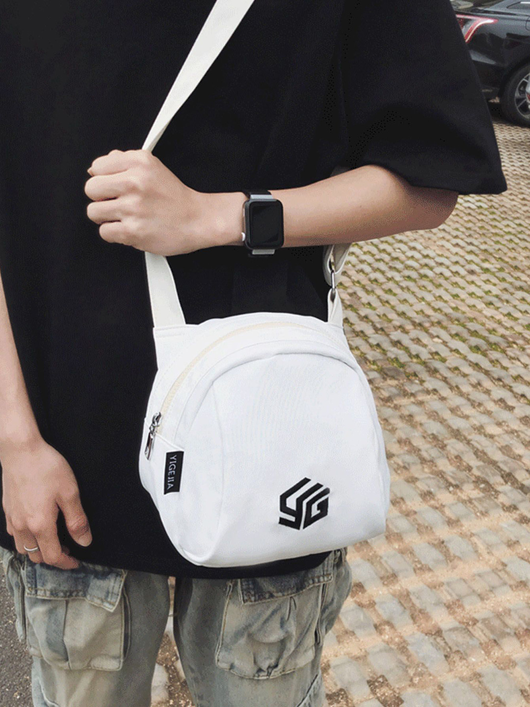 

StyleCast White Casual Stylish Crossbody Bag