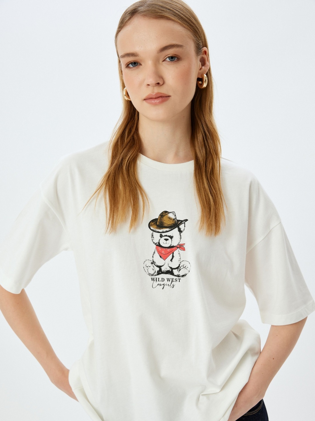 

Koton Women Graphic Printed Round Neck Cotton Oversized T-shirt, White