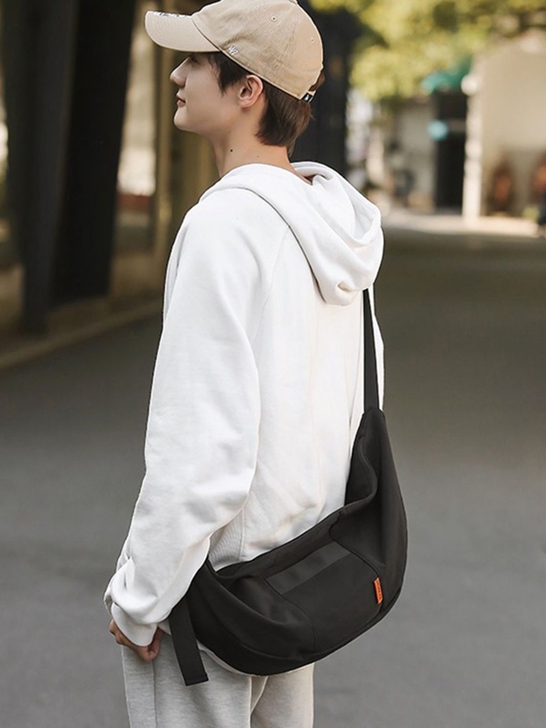 

StyleCast Black Men Stylish Cross Body Bag