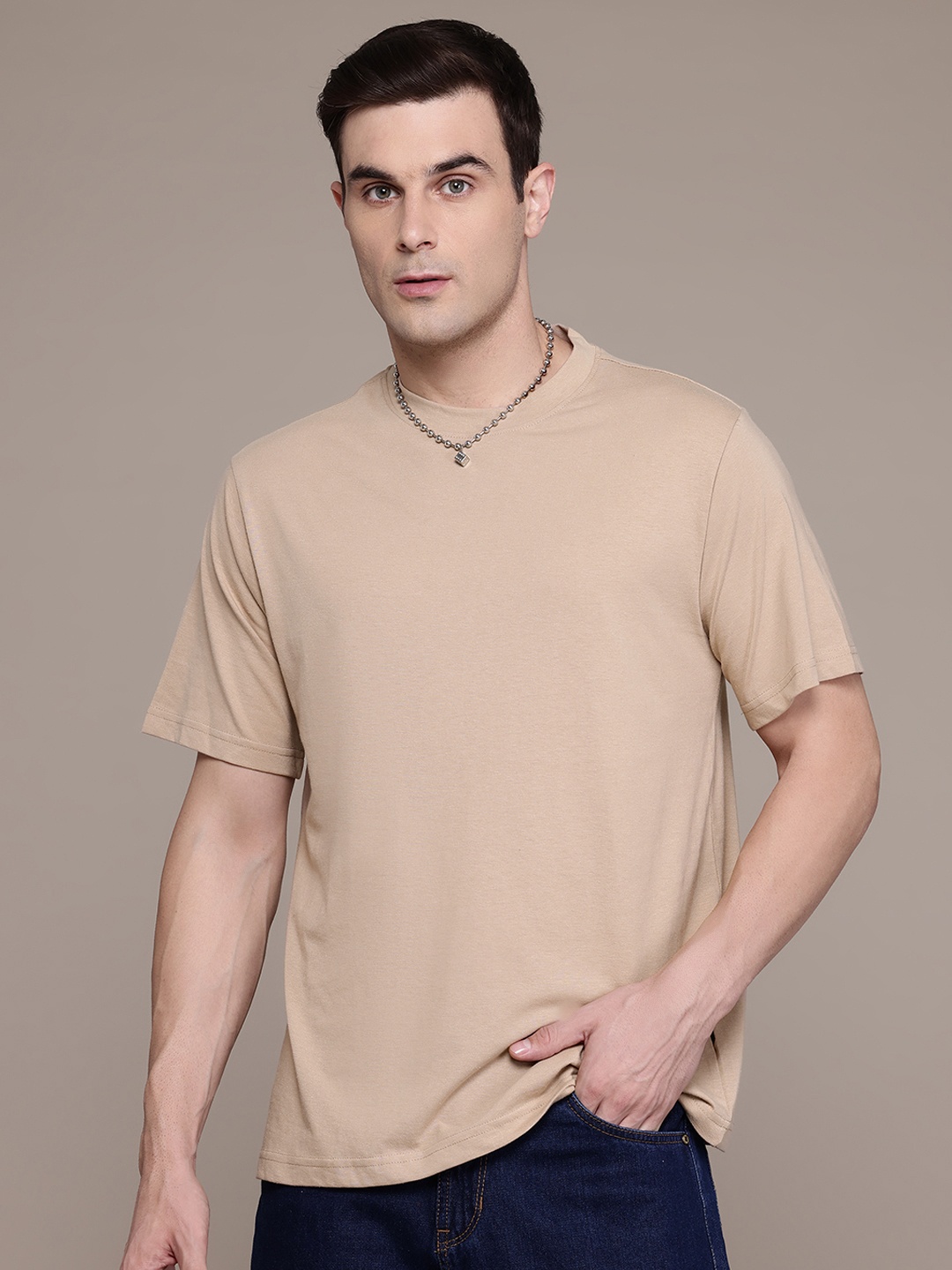 

The Roadster Lifestyle Co. Drop-Shoulder Sleeves Oversized T-shirt, Beige