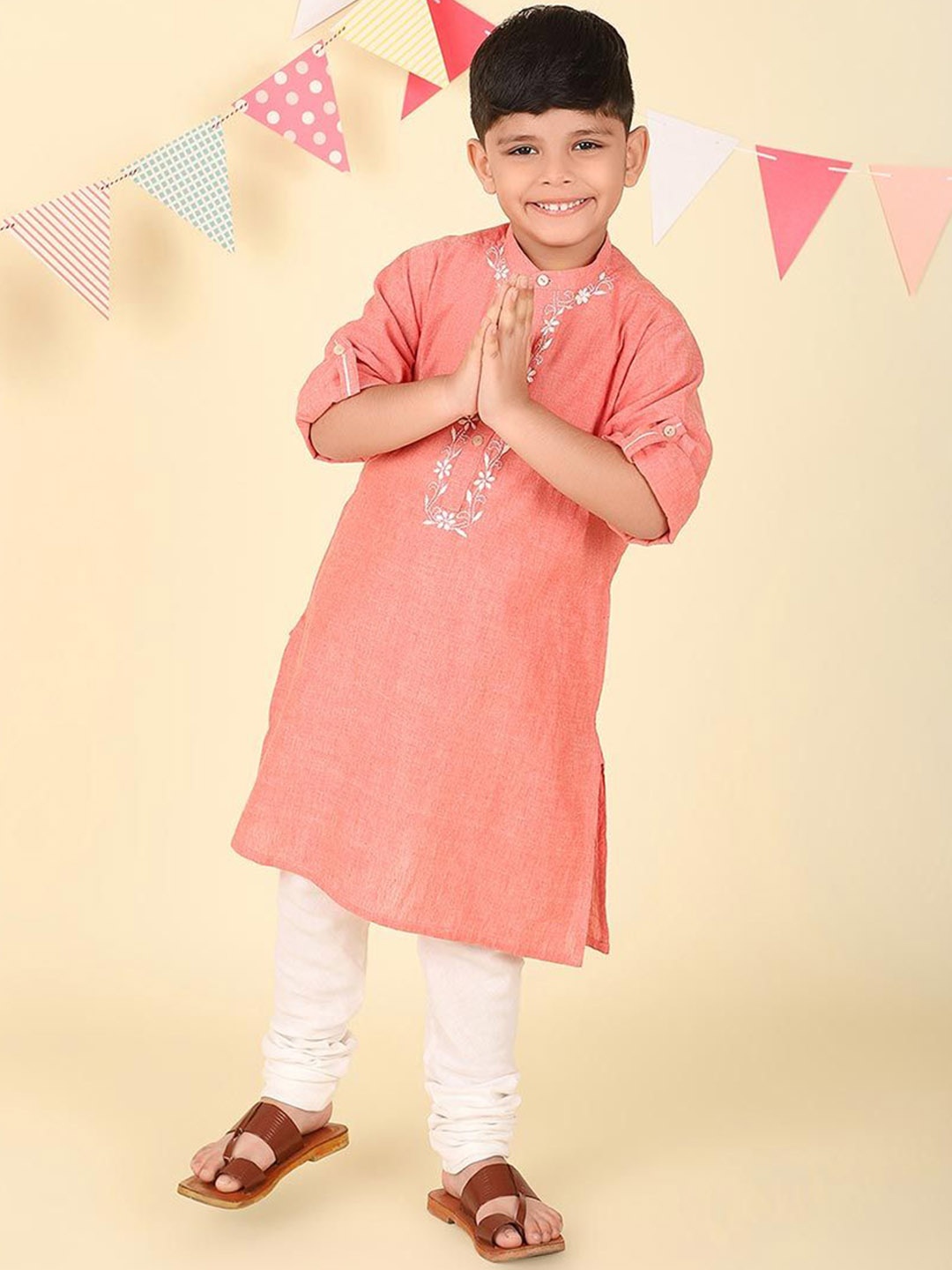 

Fabindia Boys Ethnic Motifs Embroidered Thread Work Kurta, Coral