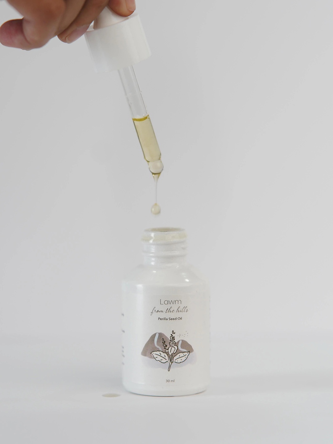 

Lawm from the hills Cold Processed Perilla Seed Facial Oil - 30 ml, White