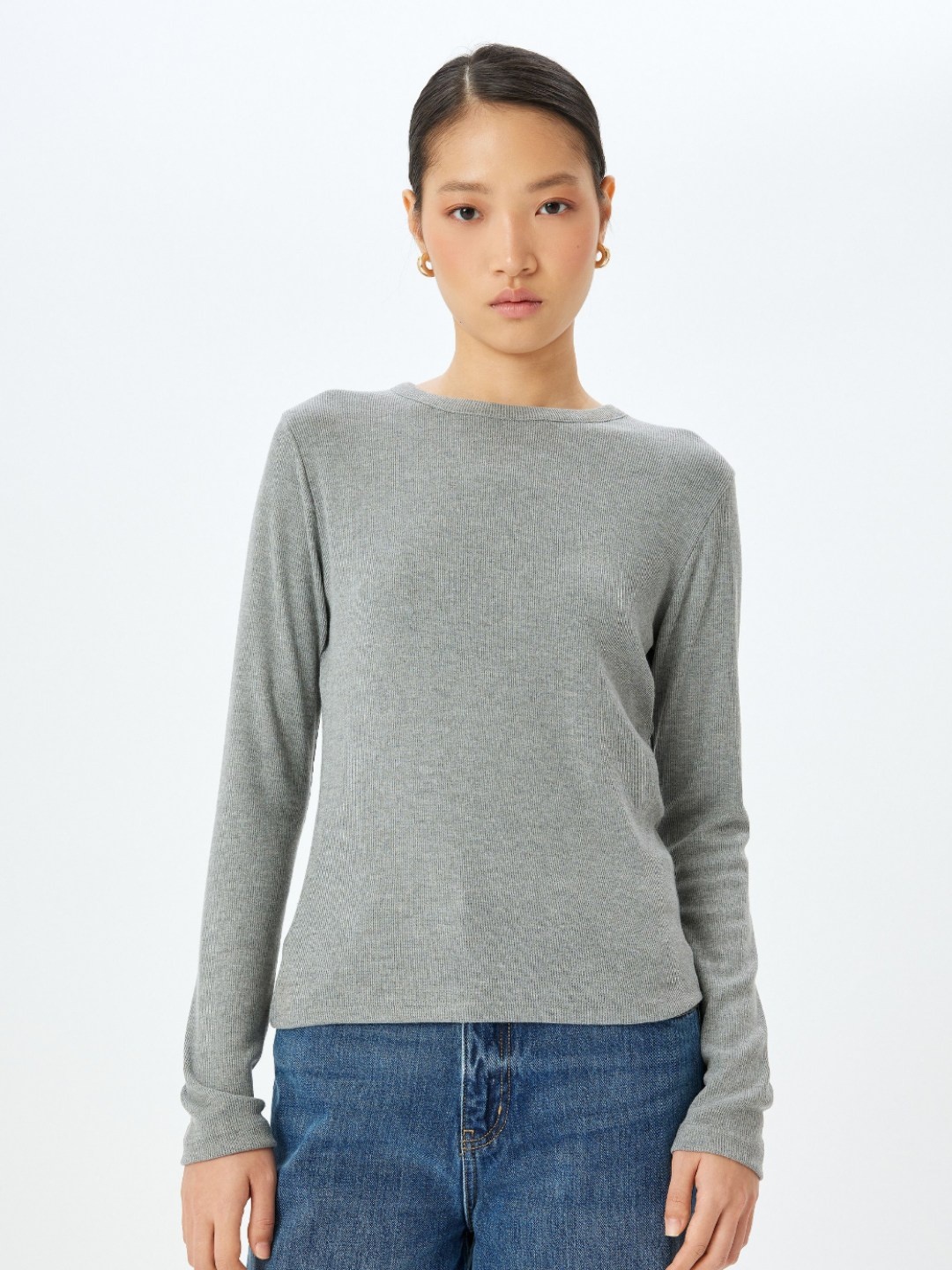 

Koton Women Solid Round Neck Slim Fit T-shirt, Grey