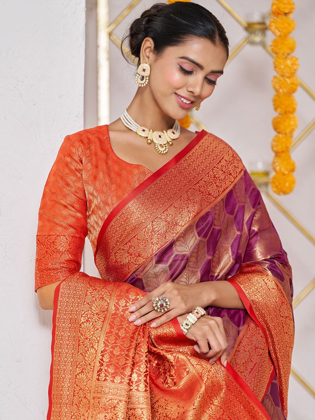 

KALINI Woven Design Zari Banarasi Saree, Purple