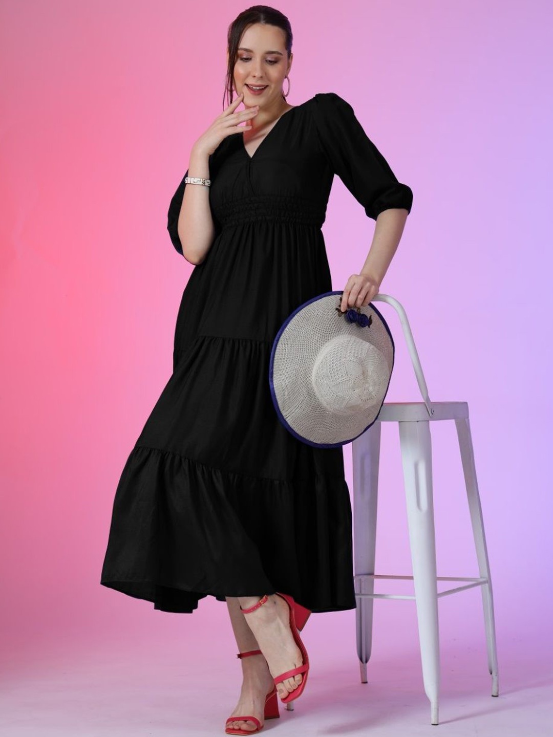 

Raiyani Enterprise Women Crepe Fit & Flare Maxi Dress, Black