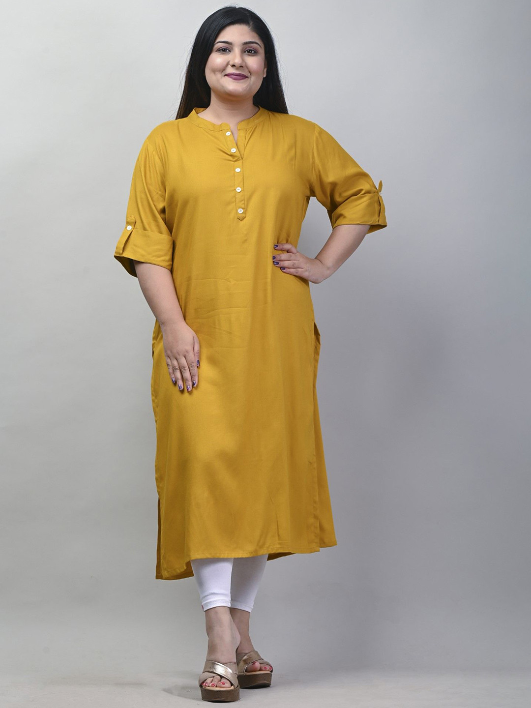 

Swasti Women Floral Kurta, Yellow