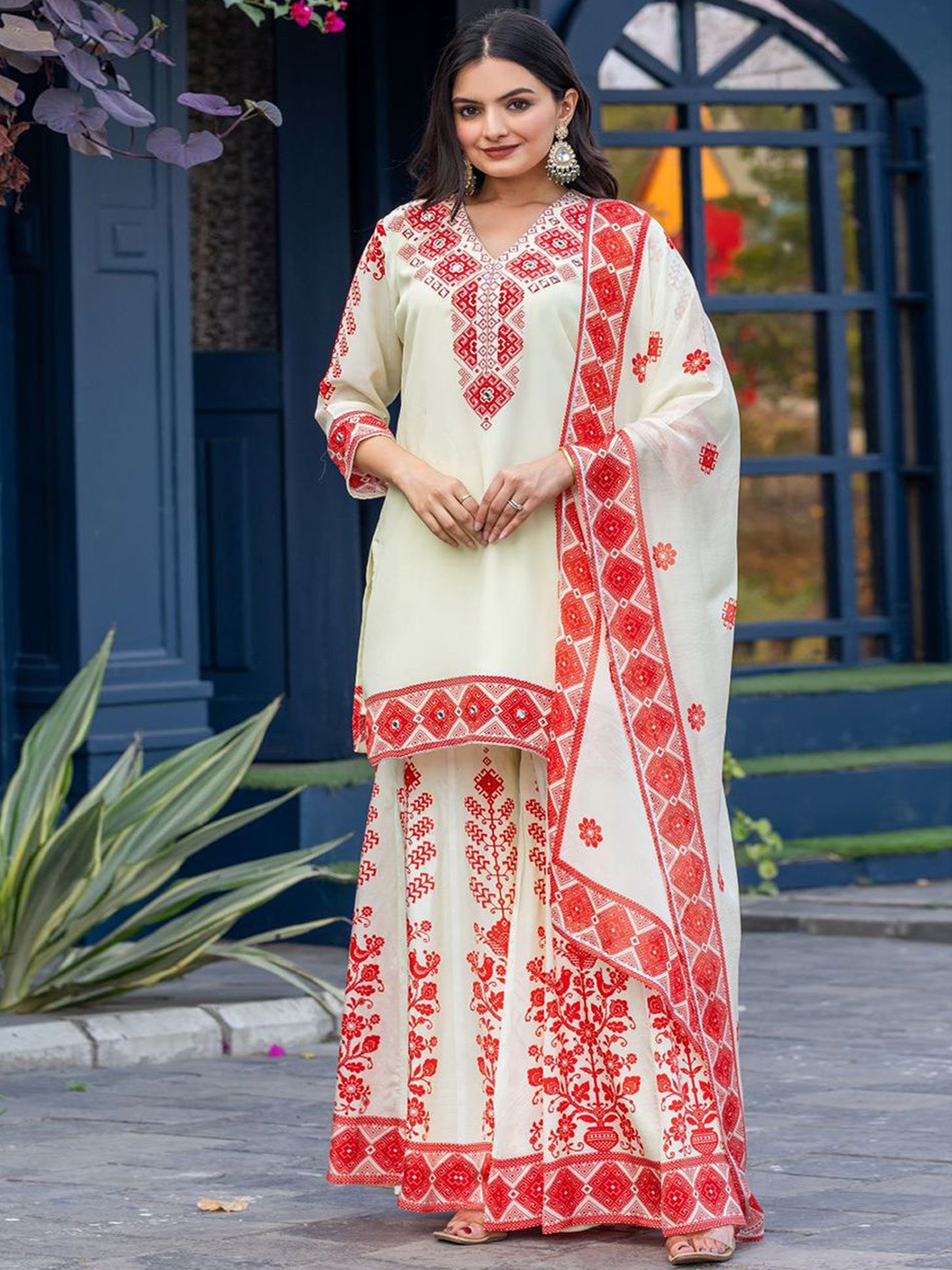 

PIRRA DESIGNS Women Printed Regular Mirror Work Silk Crepe Kurti with Sharara & With Dupatta, Cream