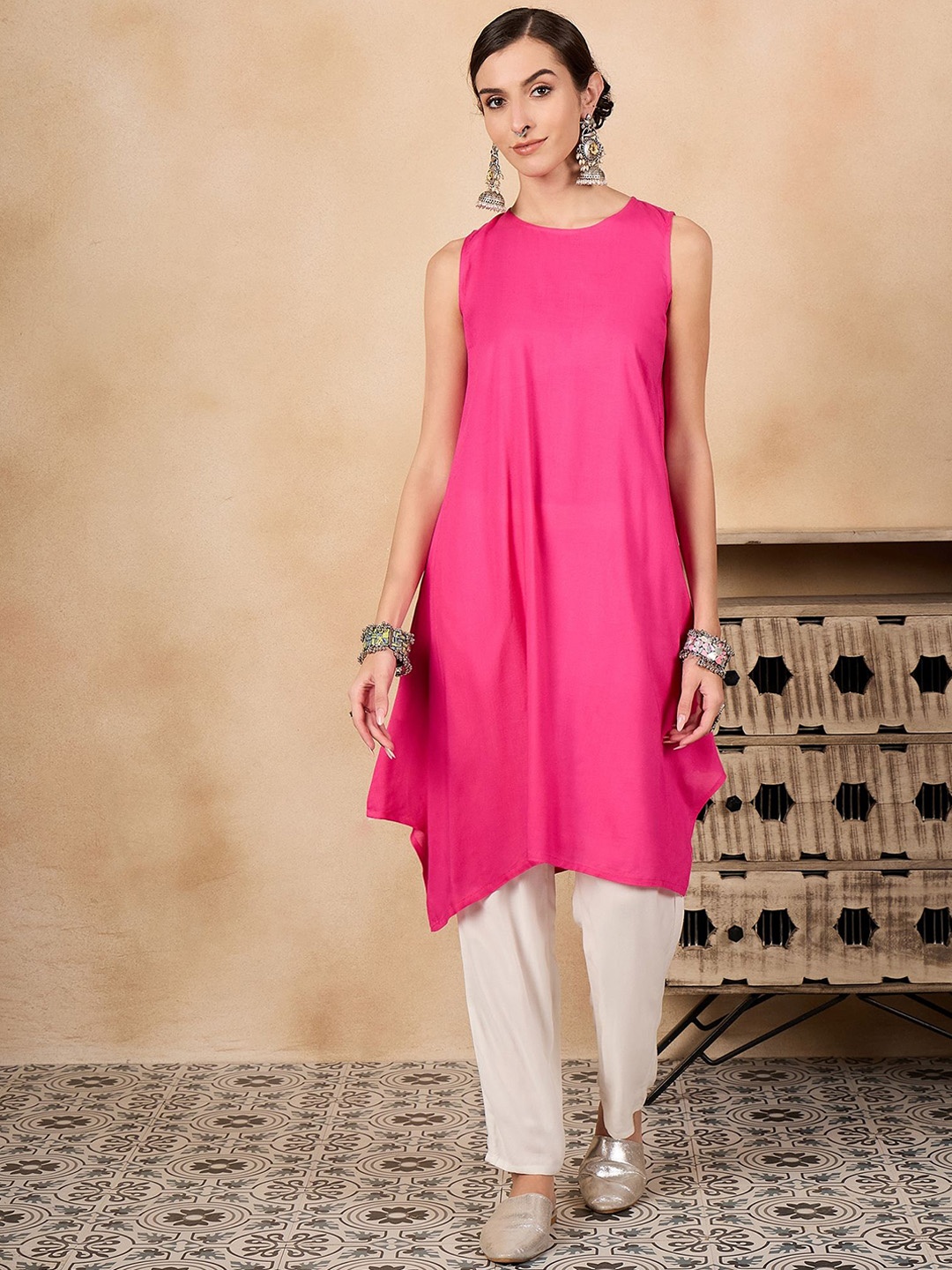 

InWeave Women Kurta, Fuchsia