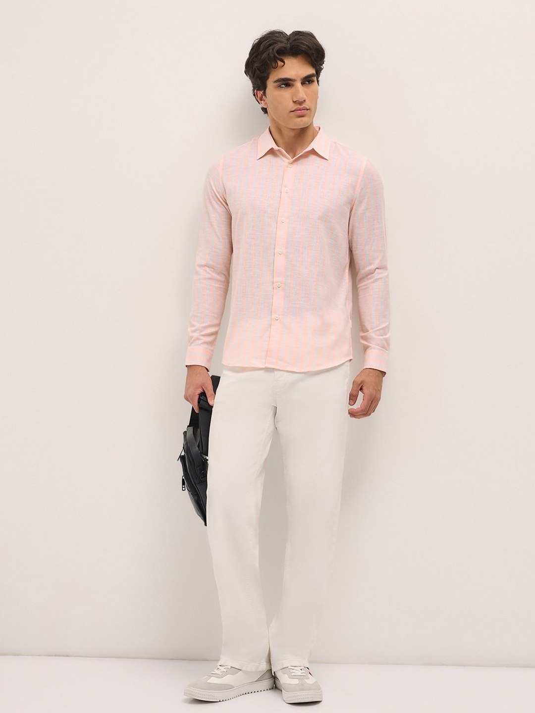 

THE BEAR HOUSE Men Slim Fit Opaque Striped Casual Shirt, Orange