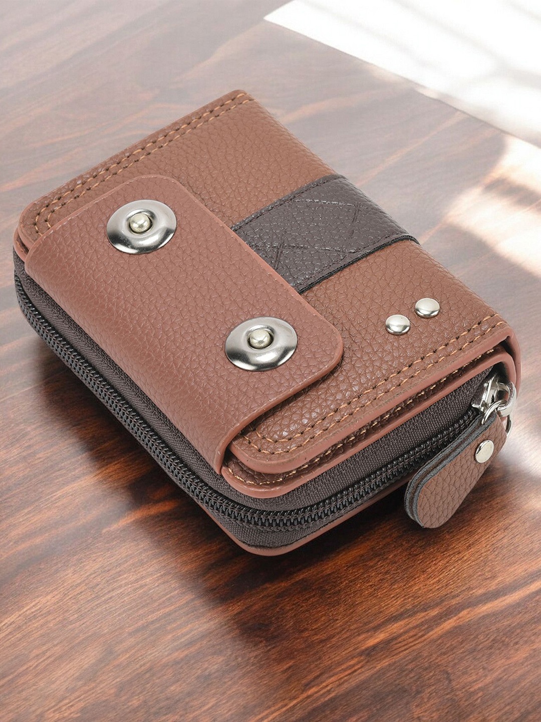 

Kastner Unisex PU Card Holder, Tan