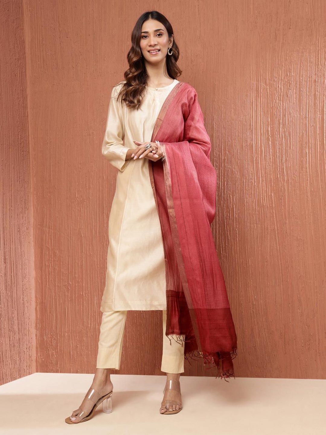 

Fabindia Woven Design Dupatta, Red