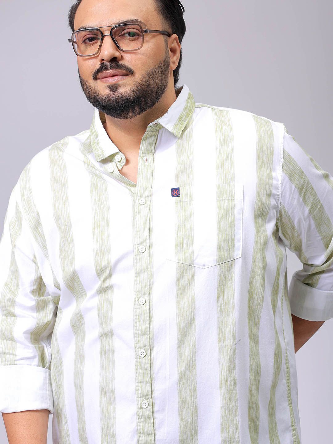 

Hardsoda by The Indian Garage Co Men Plus Size Spread Collar Vertical Striped Cotton Casual Shirt, Green