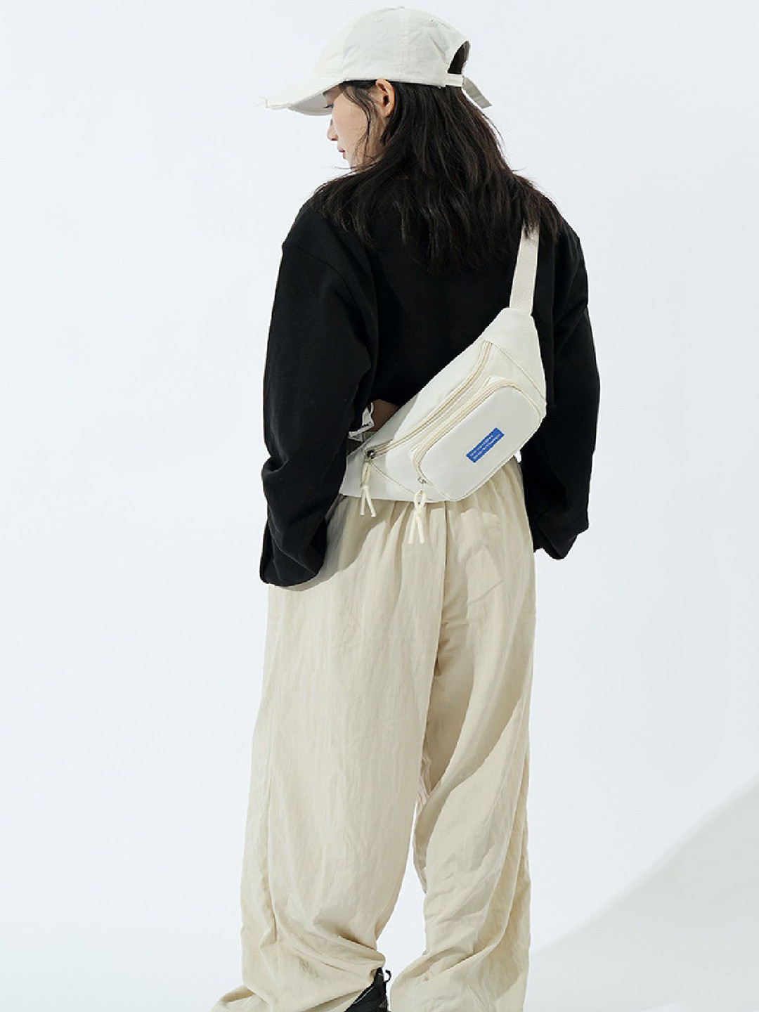 

StyleCast White Casual Stylish Crossbody Bag