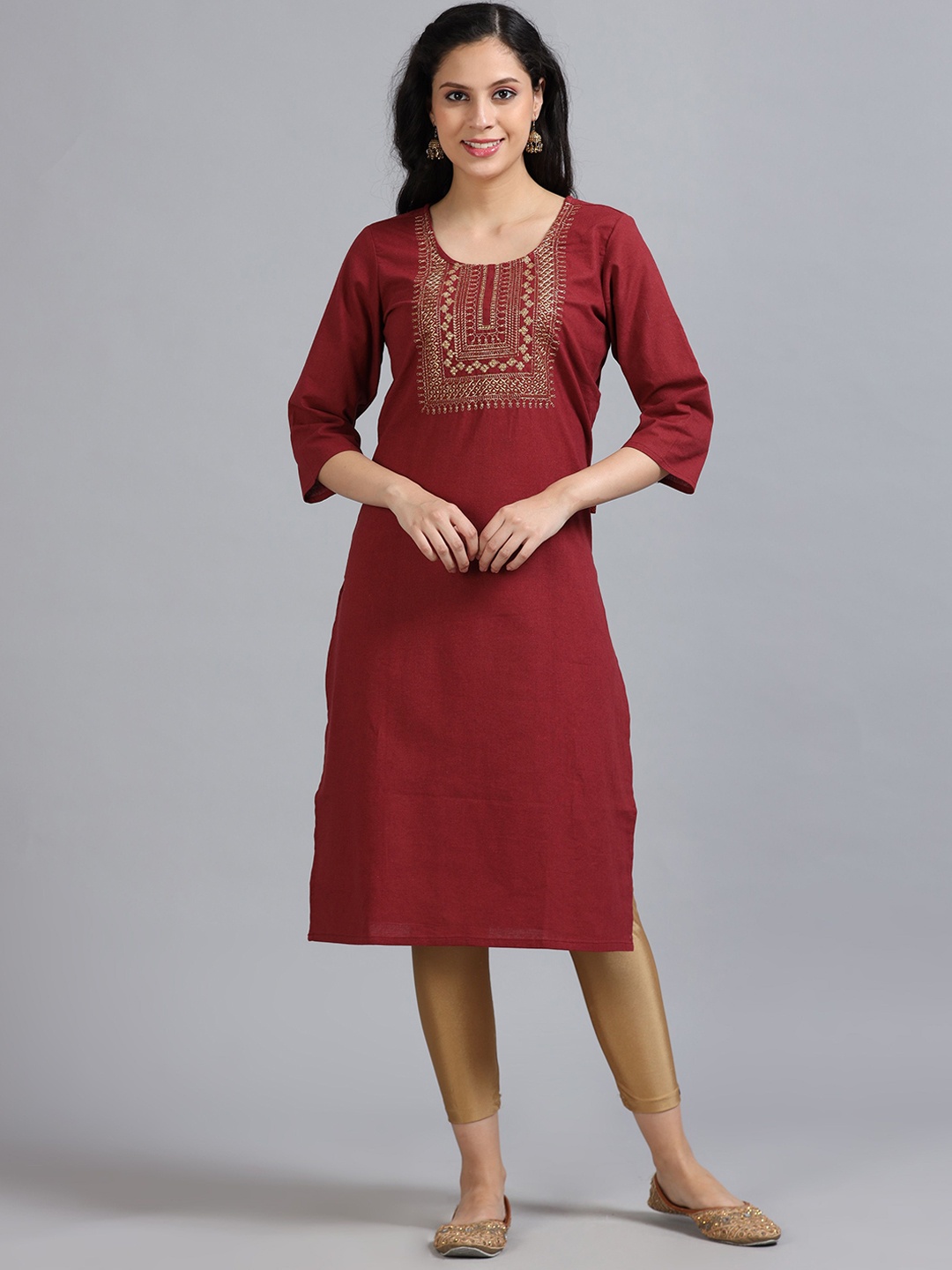 

Marcia Women Printed Sequinned Kurta, Maroon