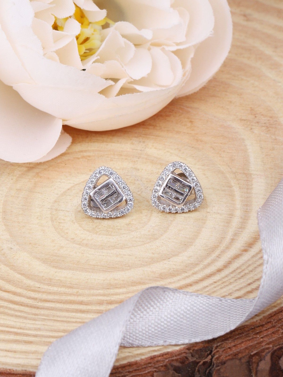 

Avyana Triangular Studs Earrings, Silver