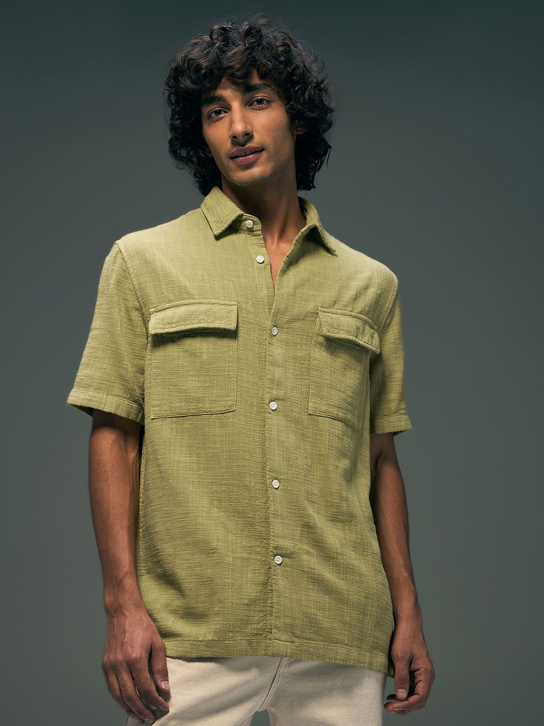 

Flying Machine Men Spread Collar Textured Oversized Casual Shirt, Green