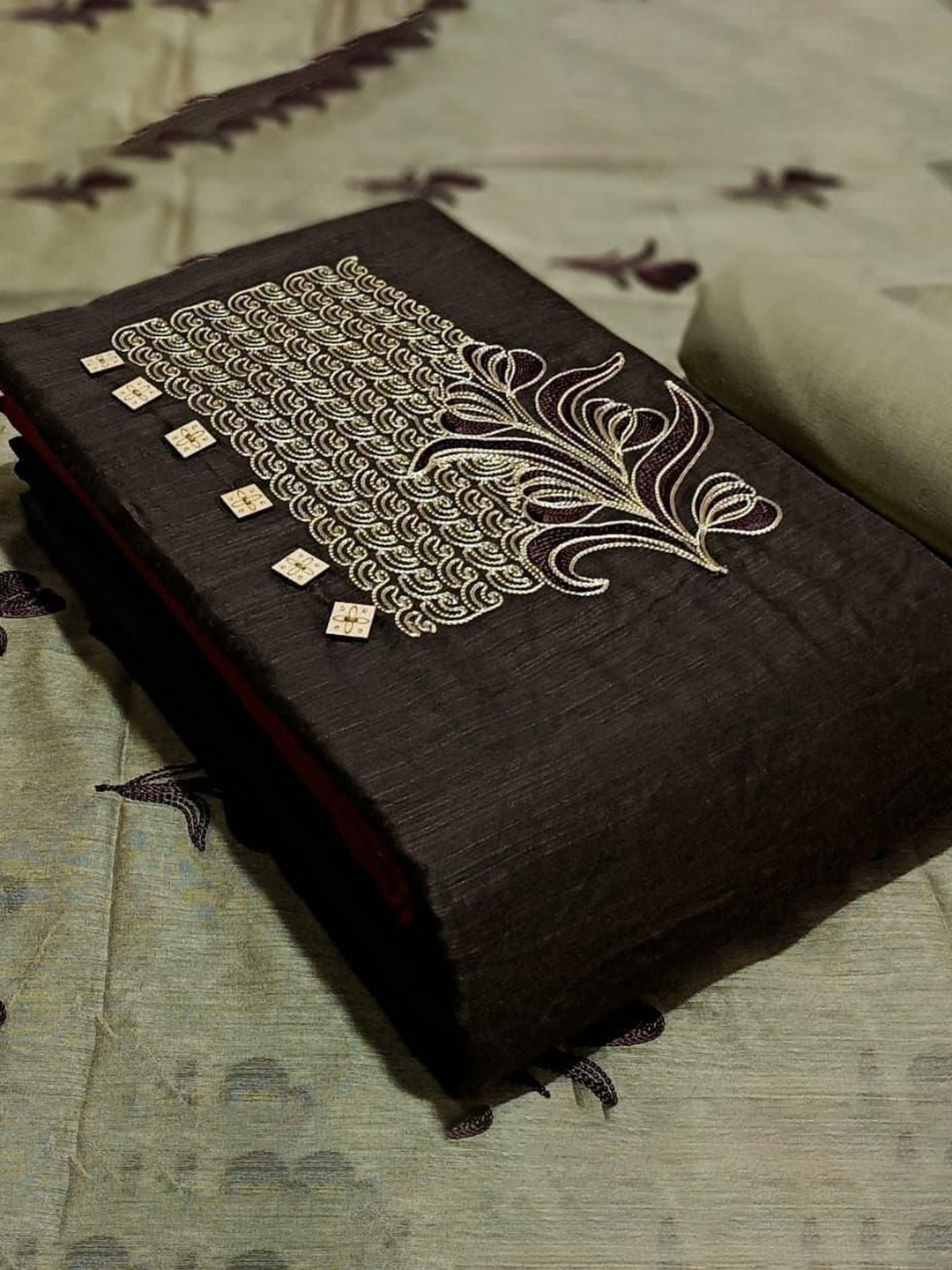 

Suha Unstitched Dress Material, Brown