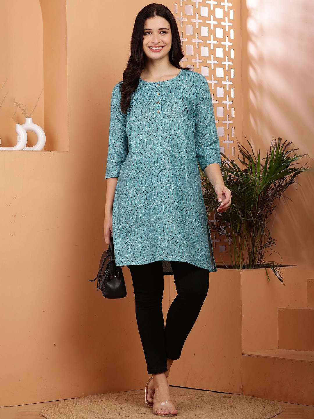 

RIG-TIE Women Leheriya Printed Pure Cotton Kurti, Blue