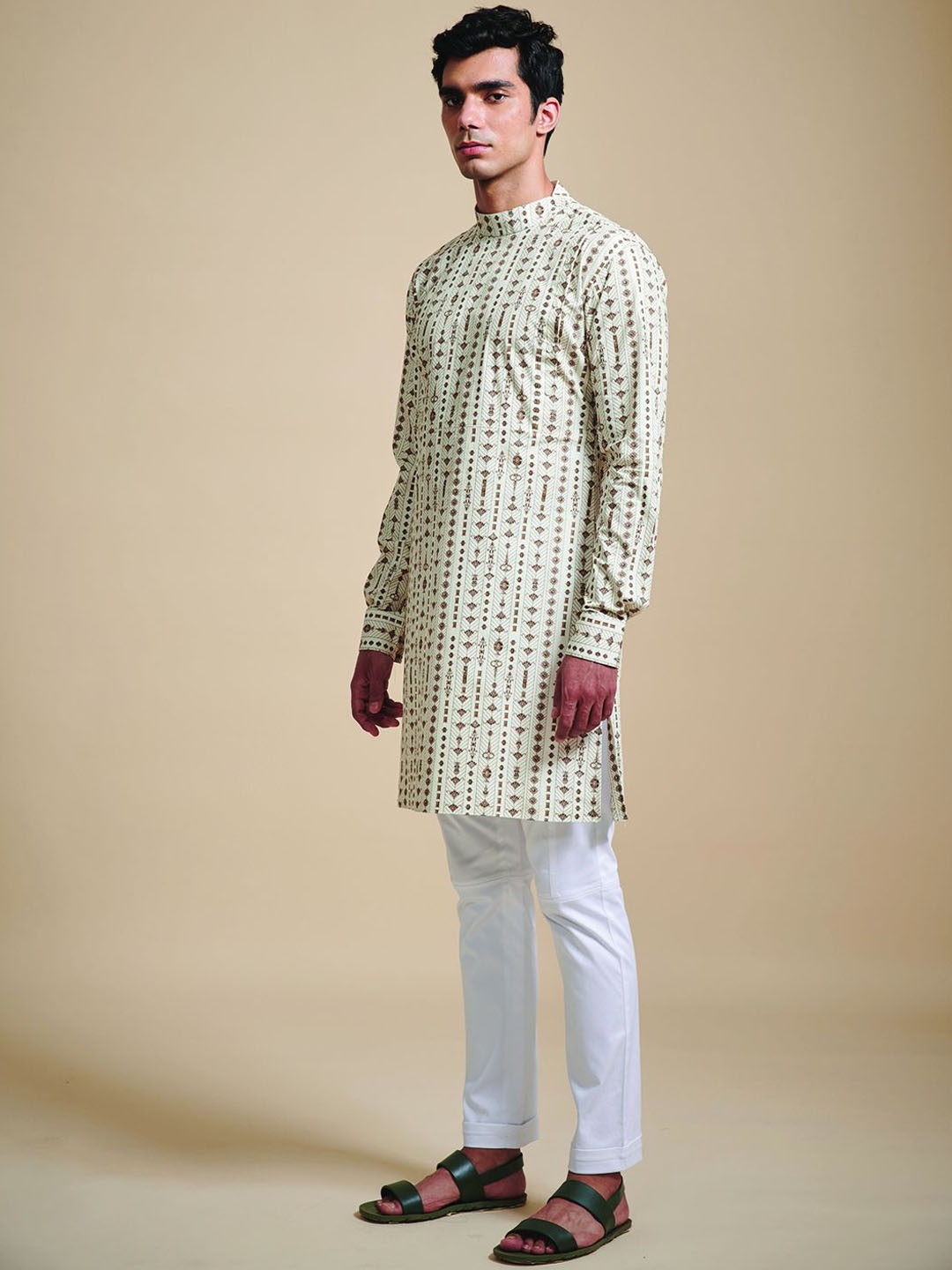 

RR Blue Men Geometric Pathani Kurta, Cream