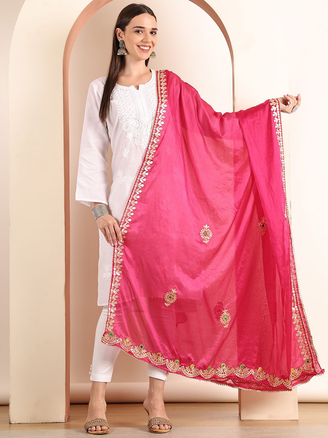 

SOUNDARYA Embroidered Dupatta with Gotta Patti, Pink