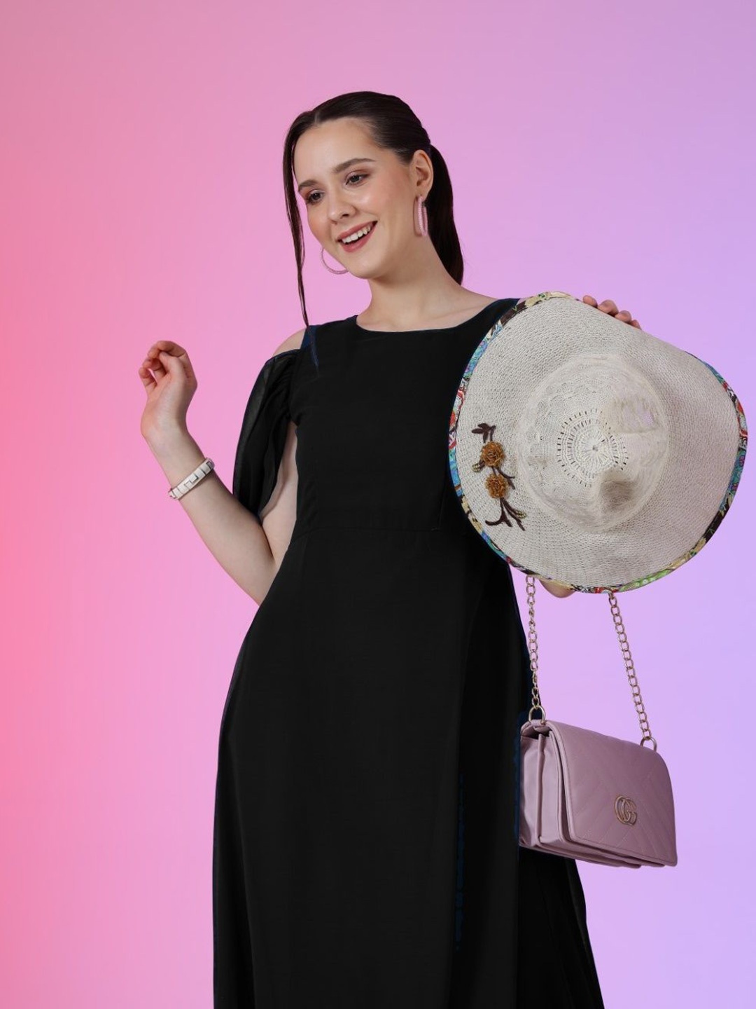 

Raiyani Enterprise Women Round Neck Fit & Flare Maxi Dress, Black