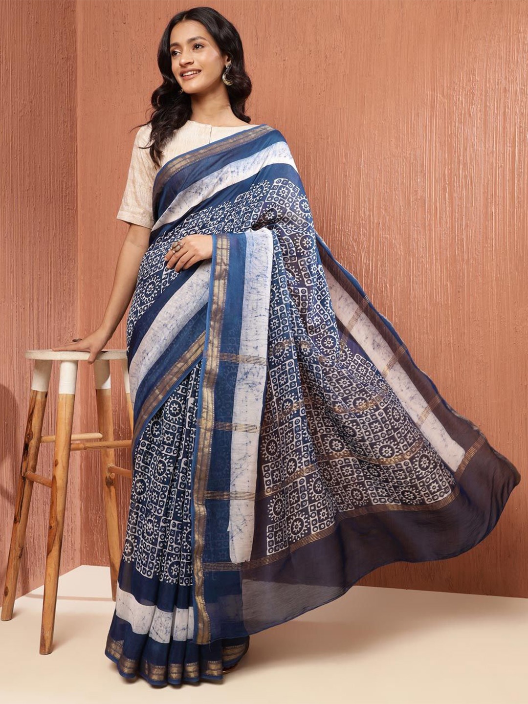 

Fabindia Batik Printed Maheshwari Saree, Blue