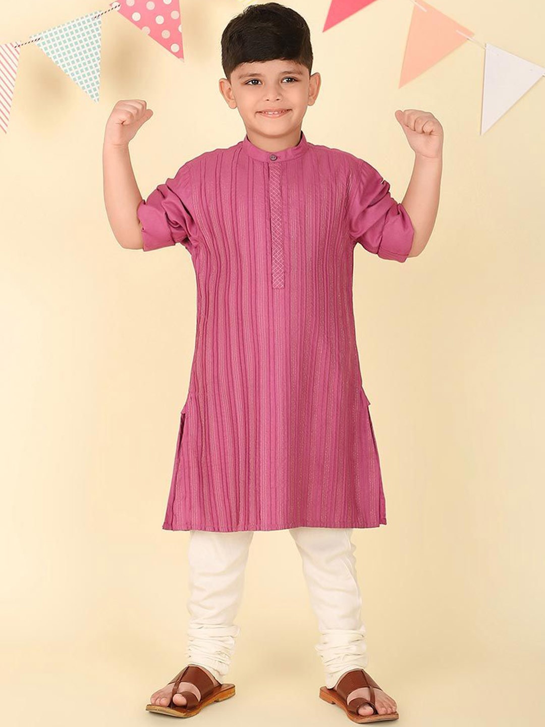 

Fabindia Boys Thread Work Kurta, Purple
