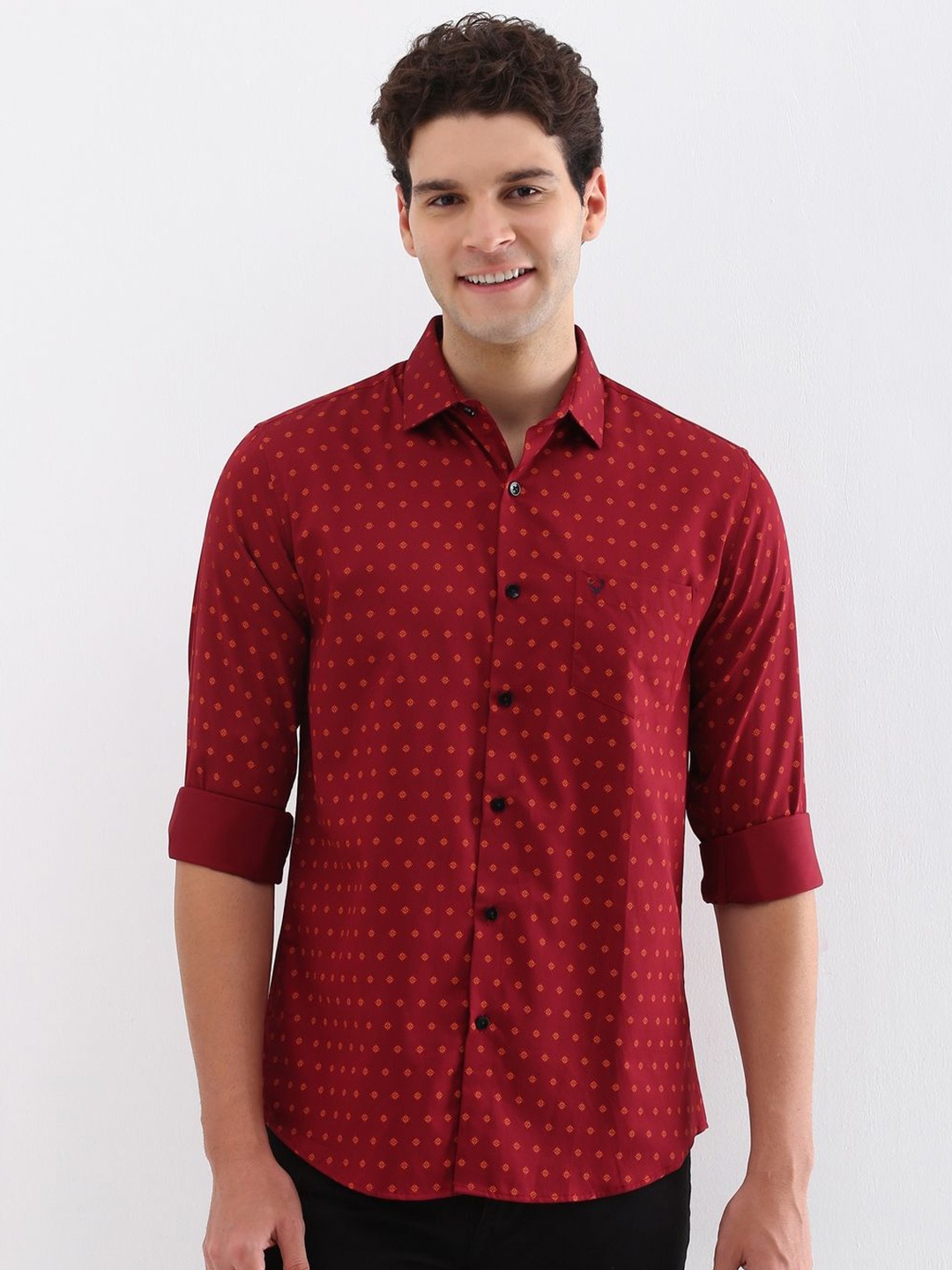 

Allen Solly Men Spread Collar Floral Printed Cotton Casual Shirt, Red